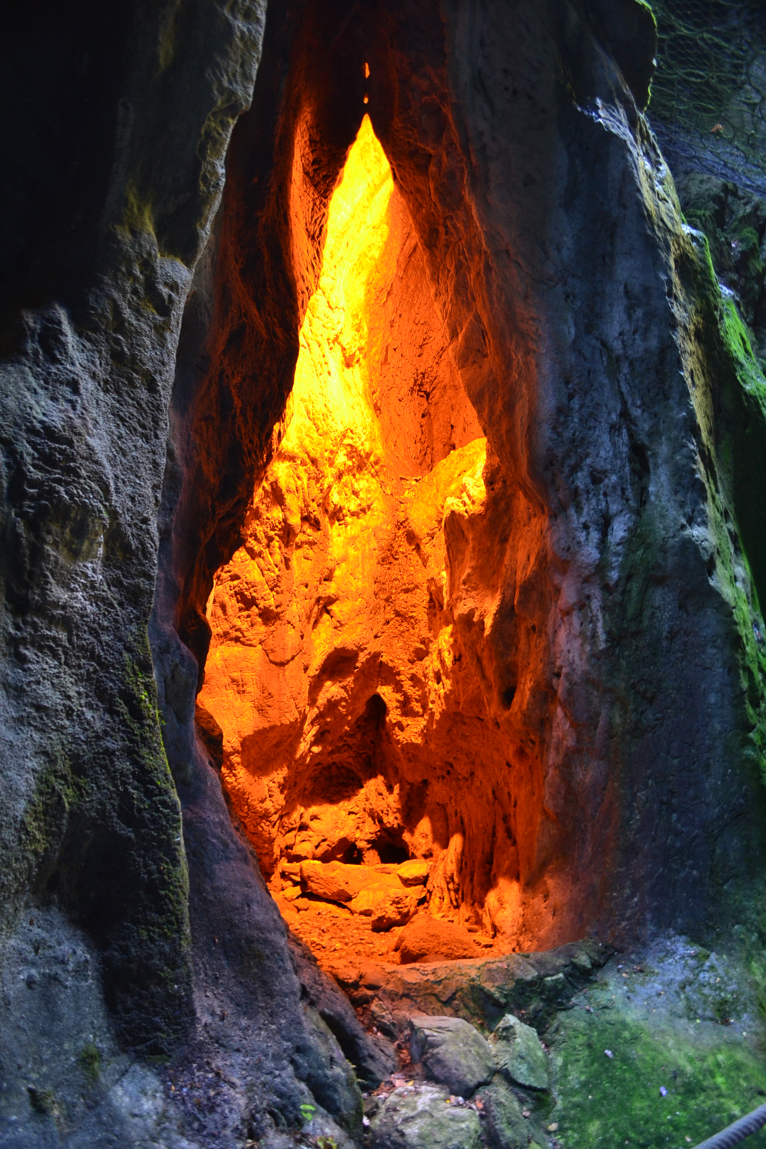 Grotte de St Jean Baptiste Grotte de St Jean Baptiste