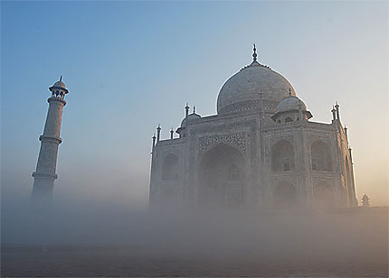 Lever de soleil au Taj Mahal