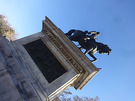 Monument au Général Prim