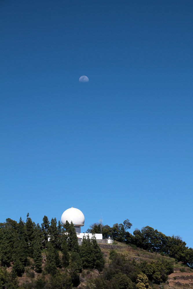 Pedra Rachada radar et lune