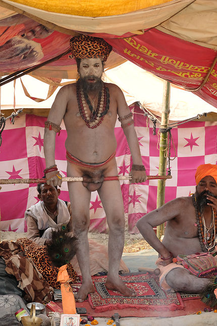 Baba Naga lors de la Kumba Mela