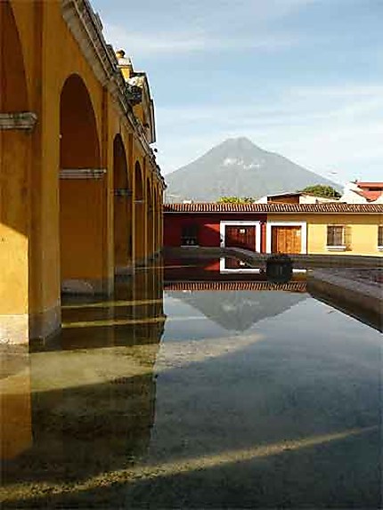 Volcan Pacaya depuis Antigua