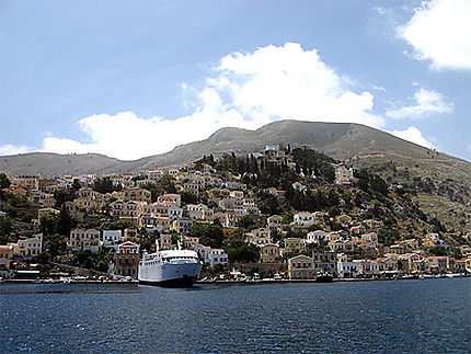 Arrivée à Symi