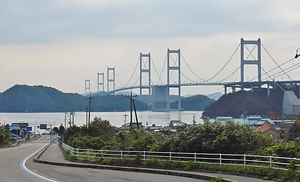 Pont du détroit de Kurushima