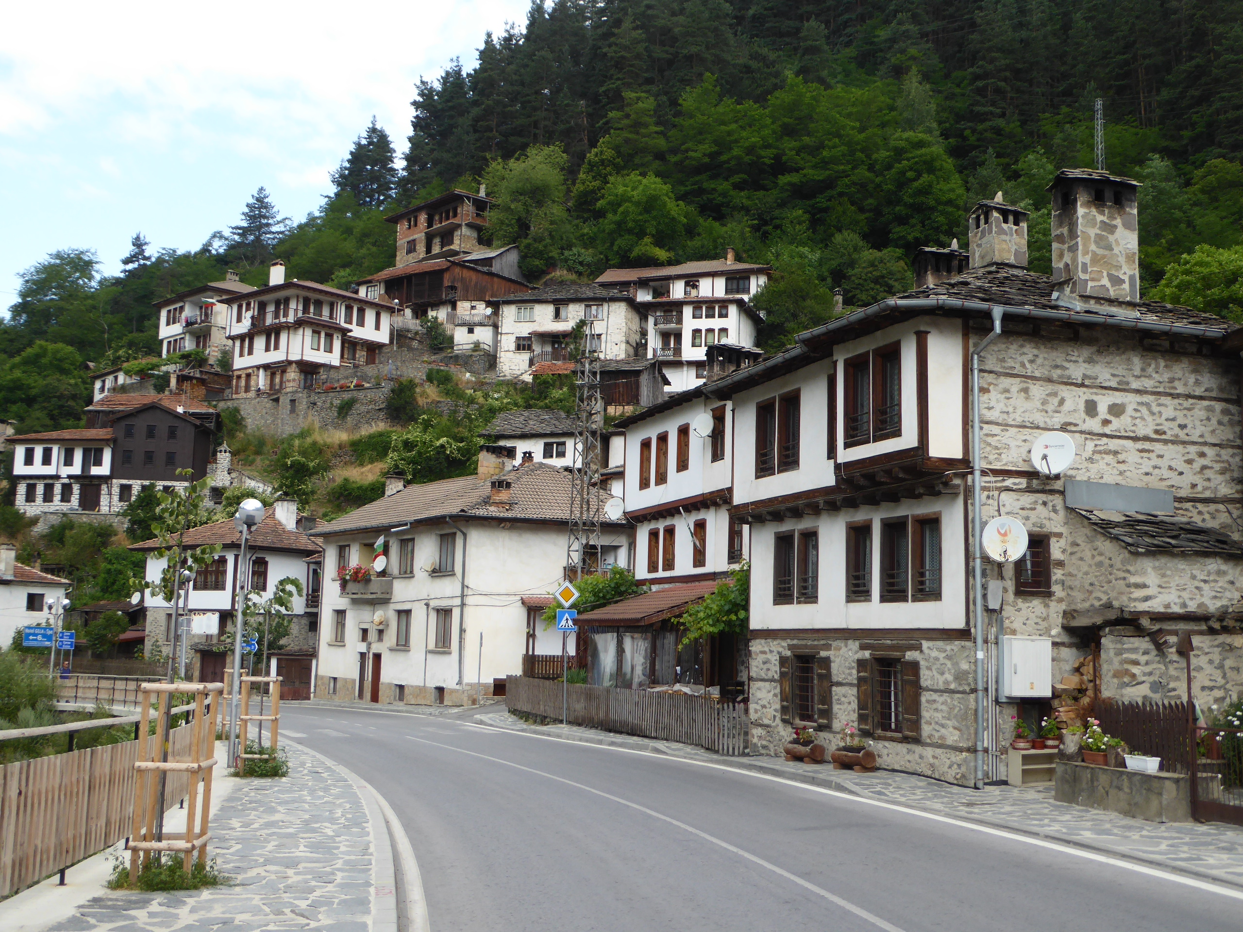Rhodopes - Chiro Laka Rhodopes - Chiro Laka