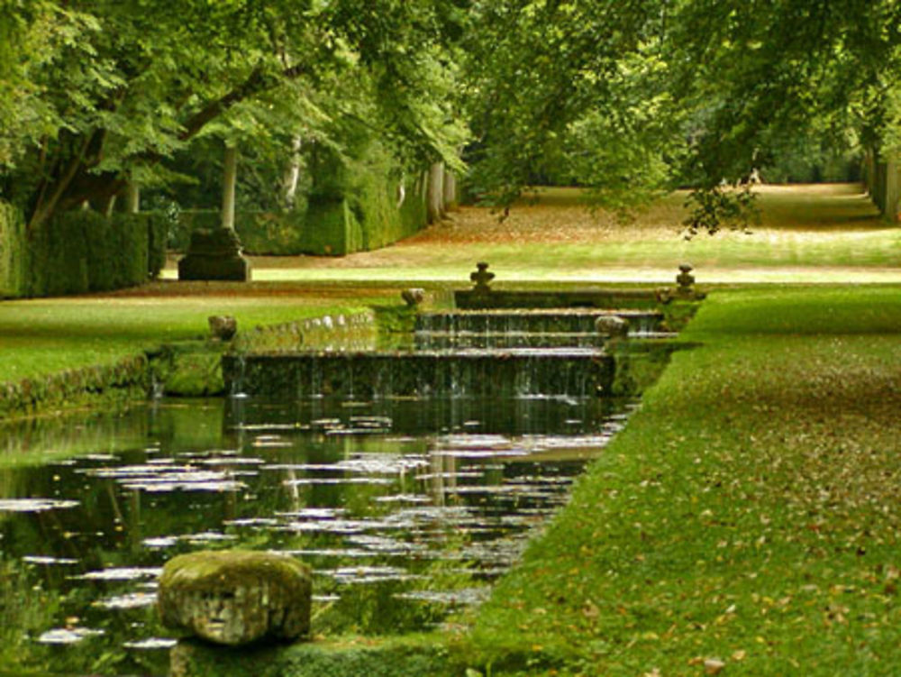 Courances, ses jardins d'eaux