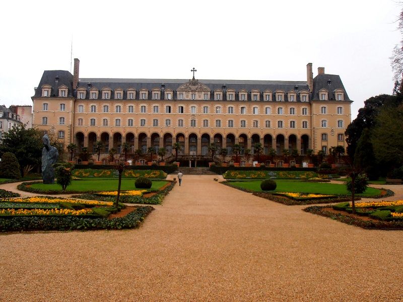 Palais Saint George
