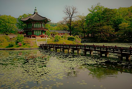 Le pavillon Hyangwonjeong