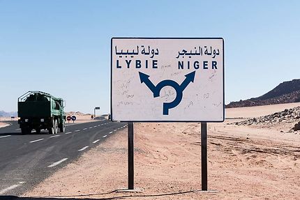 Tassili - Tu veux aller où ? Lybie ou Niger ?