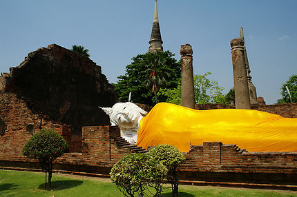 Le Bouddha couché d'Ayutthaya
