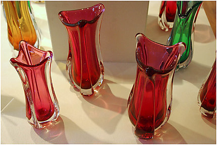 Des vases produits par la verrerie de Bergdala