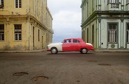 Face à la mer à La Havane