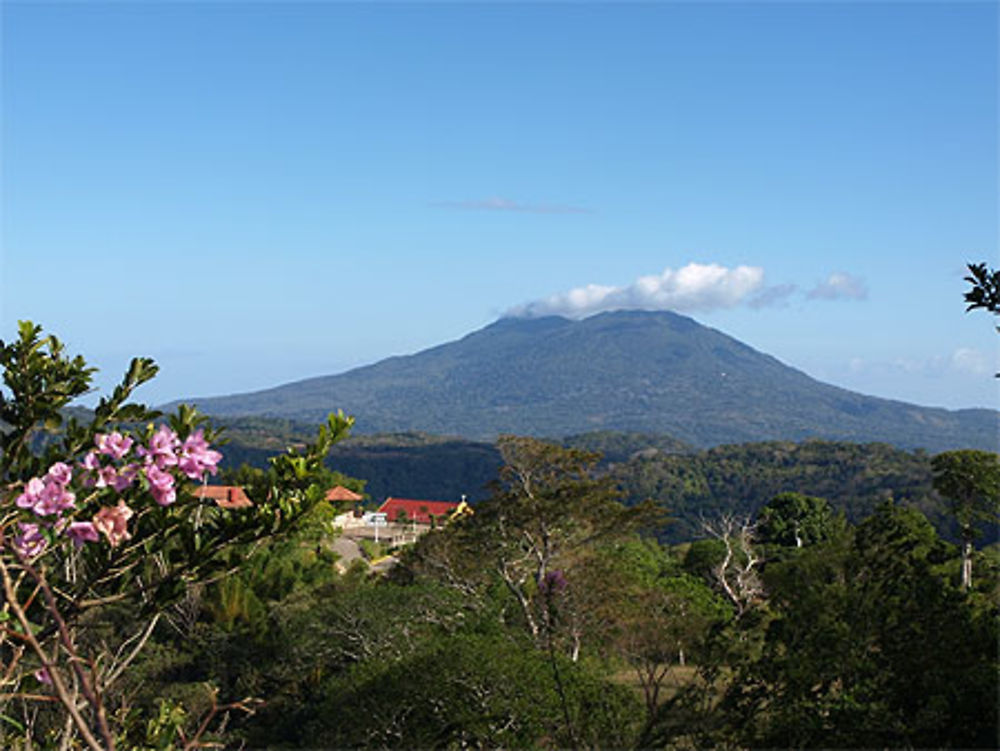 Vue sur le volcan Mombacho