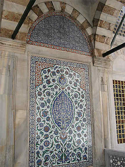 Mausolée de Selim II : céramiques d'Iznik