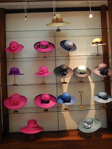 Vente de chapeaux de Panama pour femmes