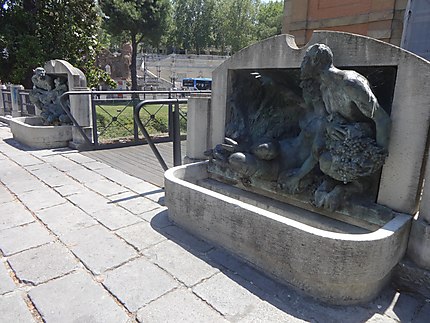 Statues de la Place du 20 Septembre