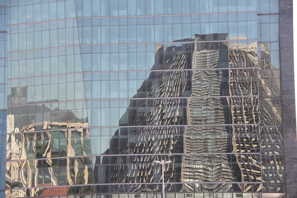 Reflets de la cathédrale de Rio de Janeiro