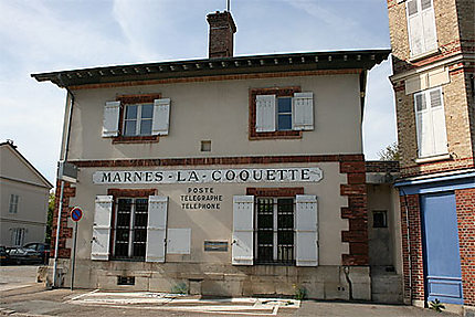 La Poste de Marnes-la-Coquette
