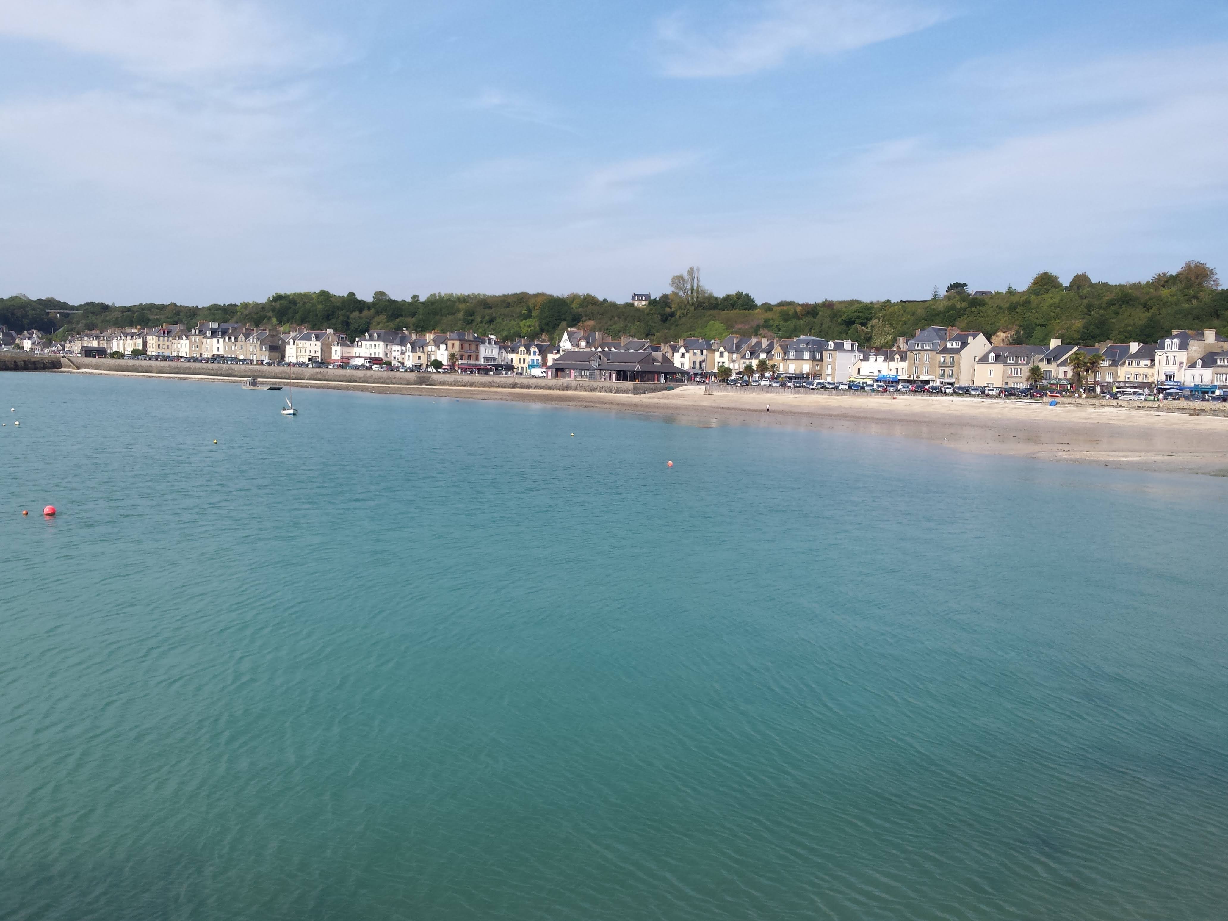 Vue de Cancale depuis la jetée Vue de Cancale depuis la jetée