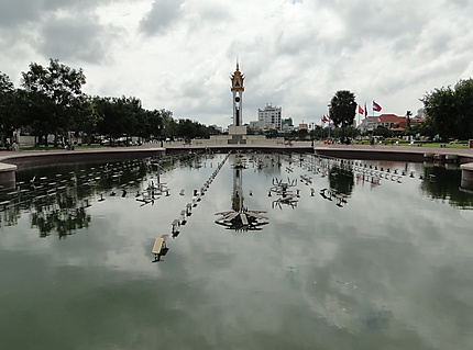 Place au centre de Phnom Penh