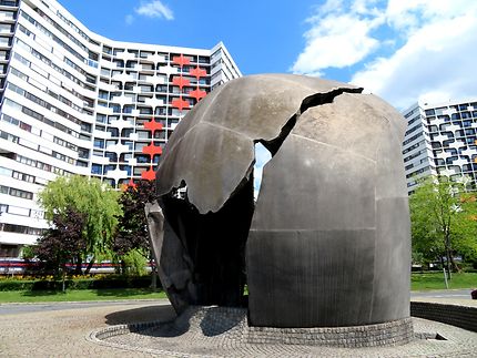 Monument: Résistance et déportation à Créteil