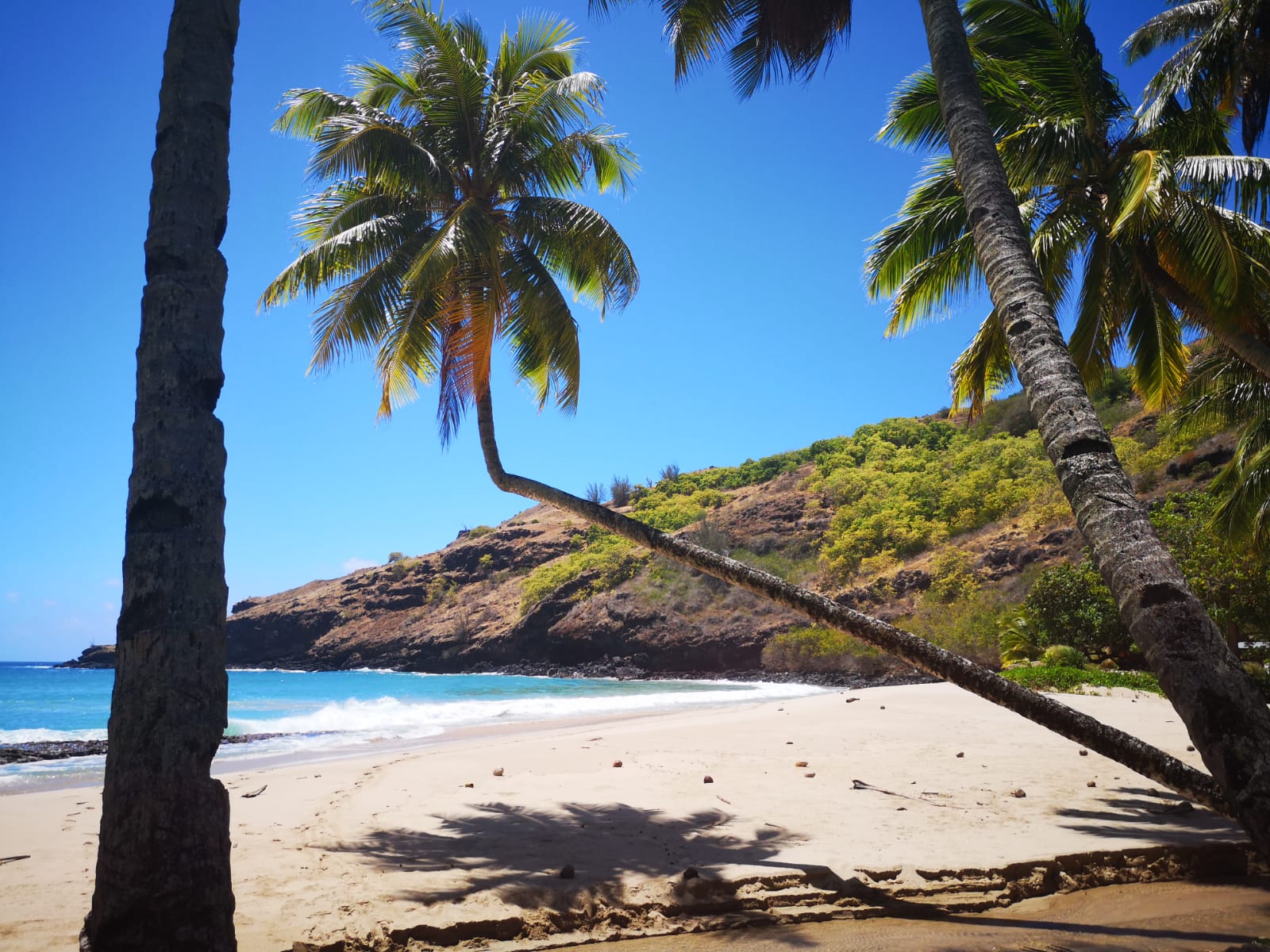 Plage baie d'Hanatekua Plage baie d'Hanatekua