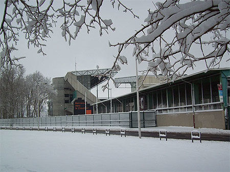 Stade Geoffroy-Guichard sous la neige