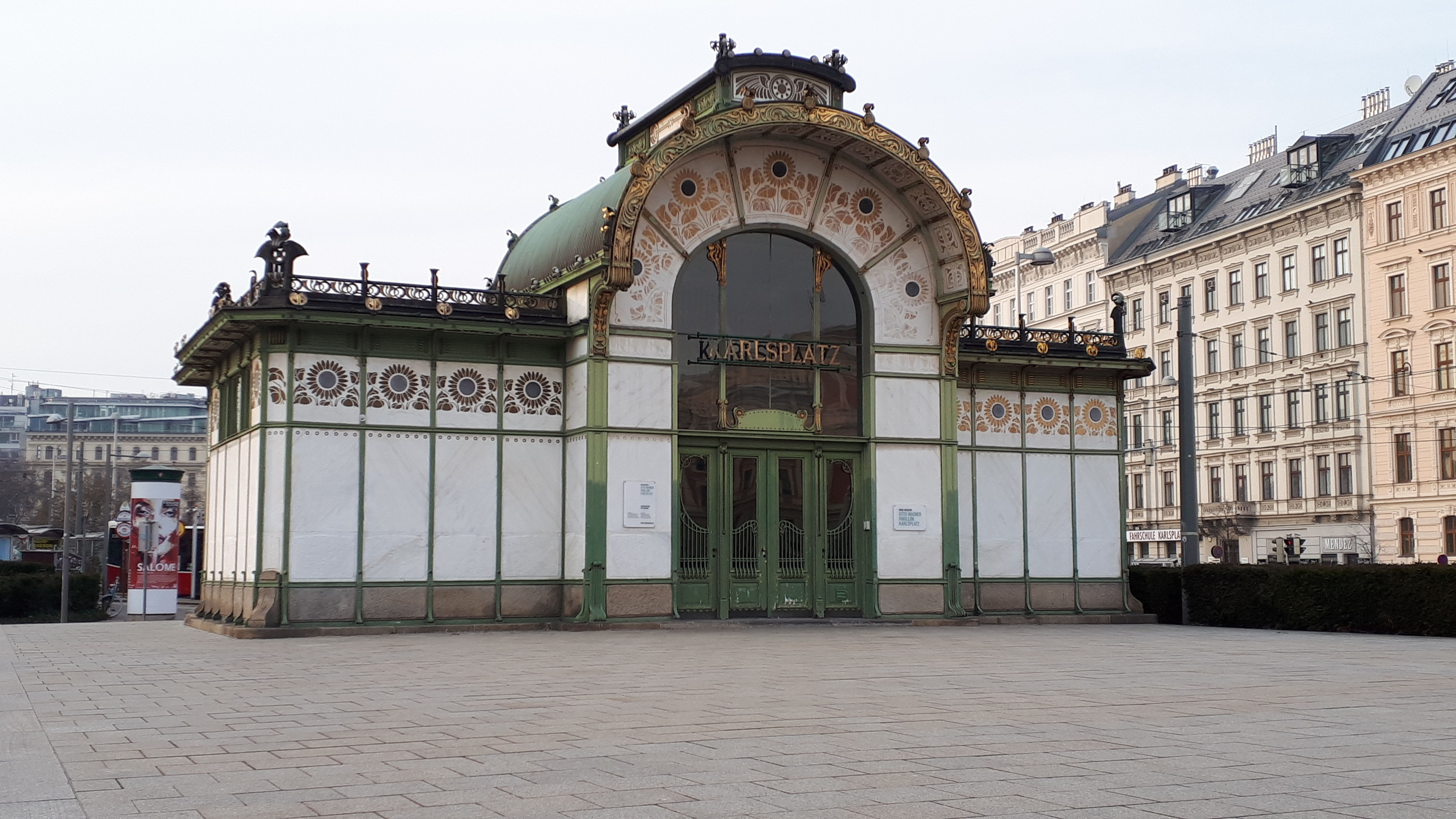 Pavillons du métro Karlsplatz