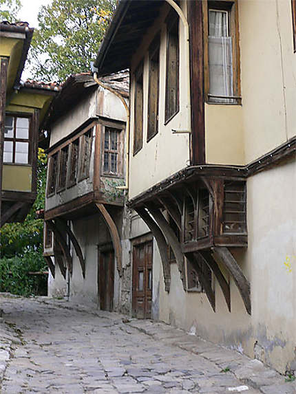 Petite rue et anciennes maisons