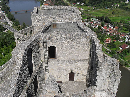 Château de Strecno Château de Strecno