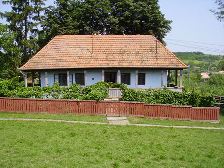 Maison traditionnelle de Catina Maison traditionnelle de Catina