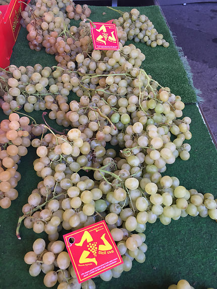 De délicieux raisins de Sicile