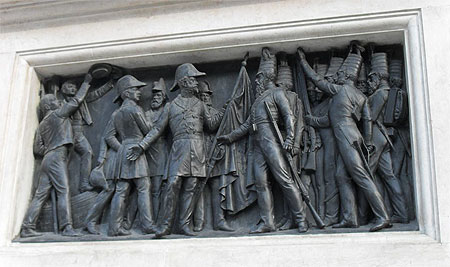 Statue de Dom Pedro IV : bas-relief Statue de Dom Pedro IV : bas-relief