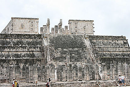 Le temple des guerriers de Chichèn Itza