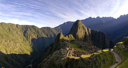 Lever de soleil sur Machu Picchu