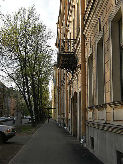 Rue de Saint Petersbourg