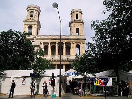 Salon annuel de la Poésie