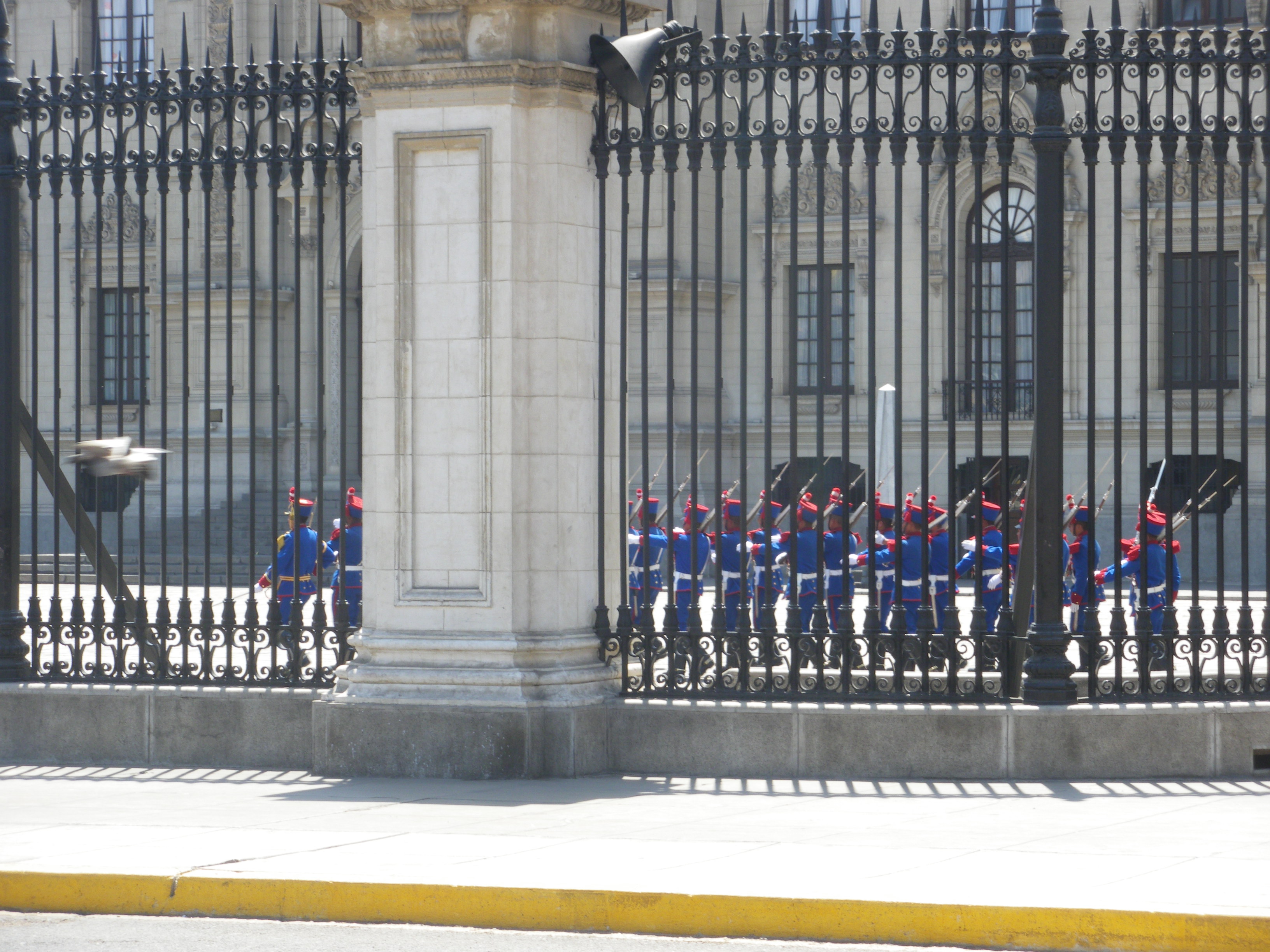 Relève de la garde place des armes Lima Relève de la garde place des armes Lima