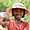 Jeune femme malgache et son bébé
