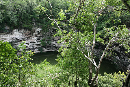 Cenote Xtoloc de Chichèn Itza Cenote Xtoloc de Chichèn Itza
