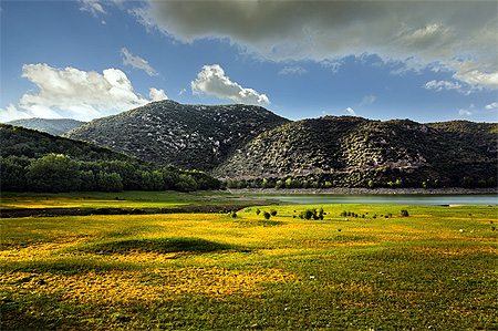 Soir sur le lac de Vinça Soir sur le lac de Vinça