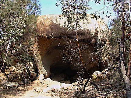 Le baillement de l'hyppopotame; grotte Aborigène