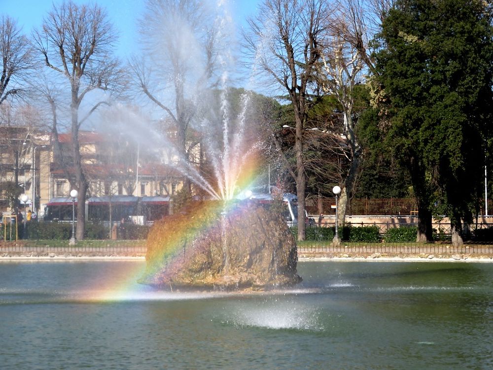 Jardin de la place de l'indépendance 