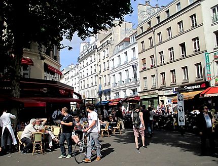 Scène de rue parisienne