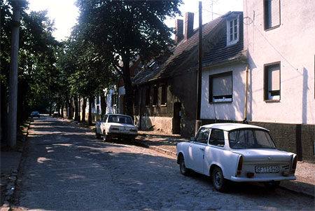 Une rue à Neundorf en Anhalt