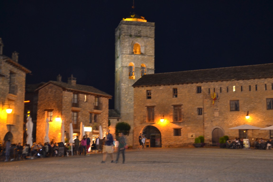 Ainsa la nuit Ainsa la nuit