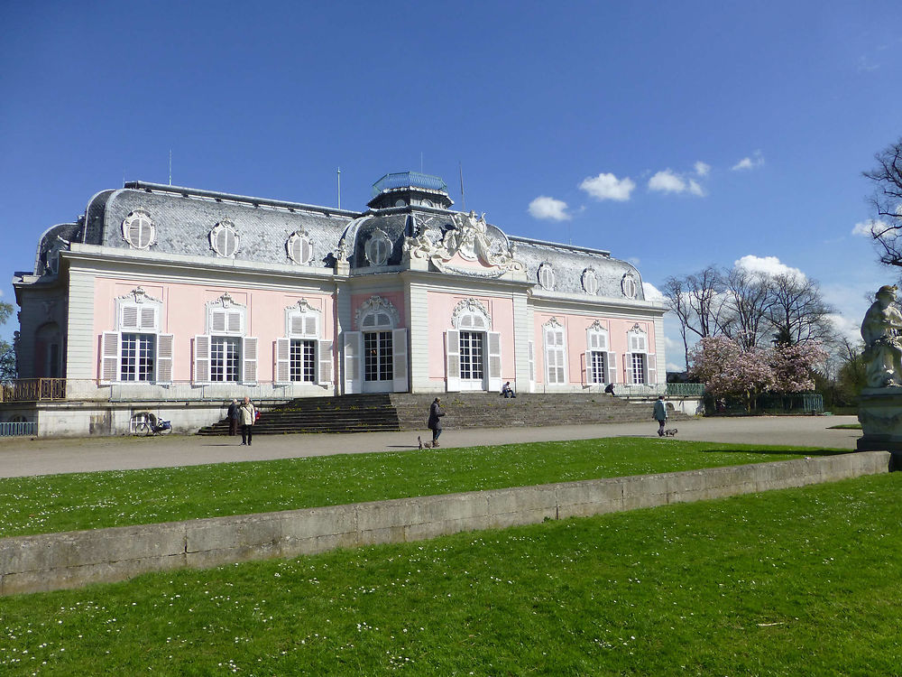 Façade sud du Château de Benrath