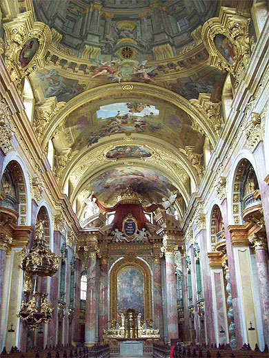 Jesuitenkirche : intérieur Jesuitenkirche : intérieur