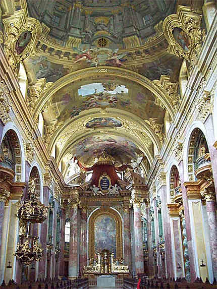 Jesuitenkirche : intérieur