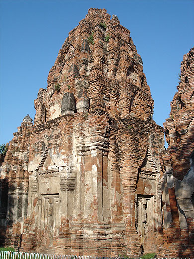 Prang Khaek Prang Khaek